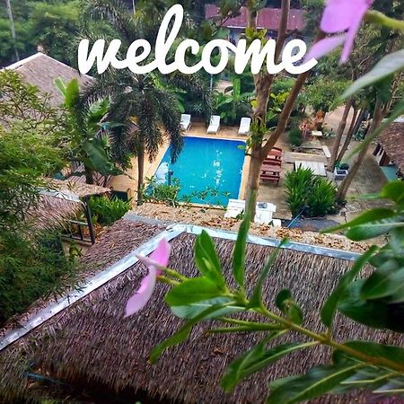 Phi Phi Sea And Hill Resort Exterior photo